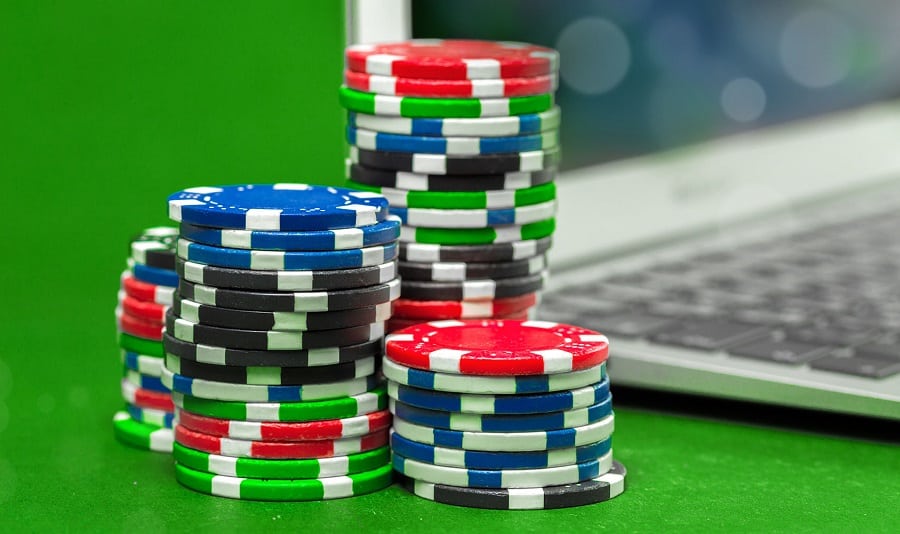 Chia sẻ những kỹ năng chơi Poker hay giúp bạn có được cơ hội thắng lớn